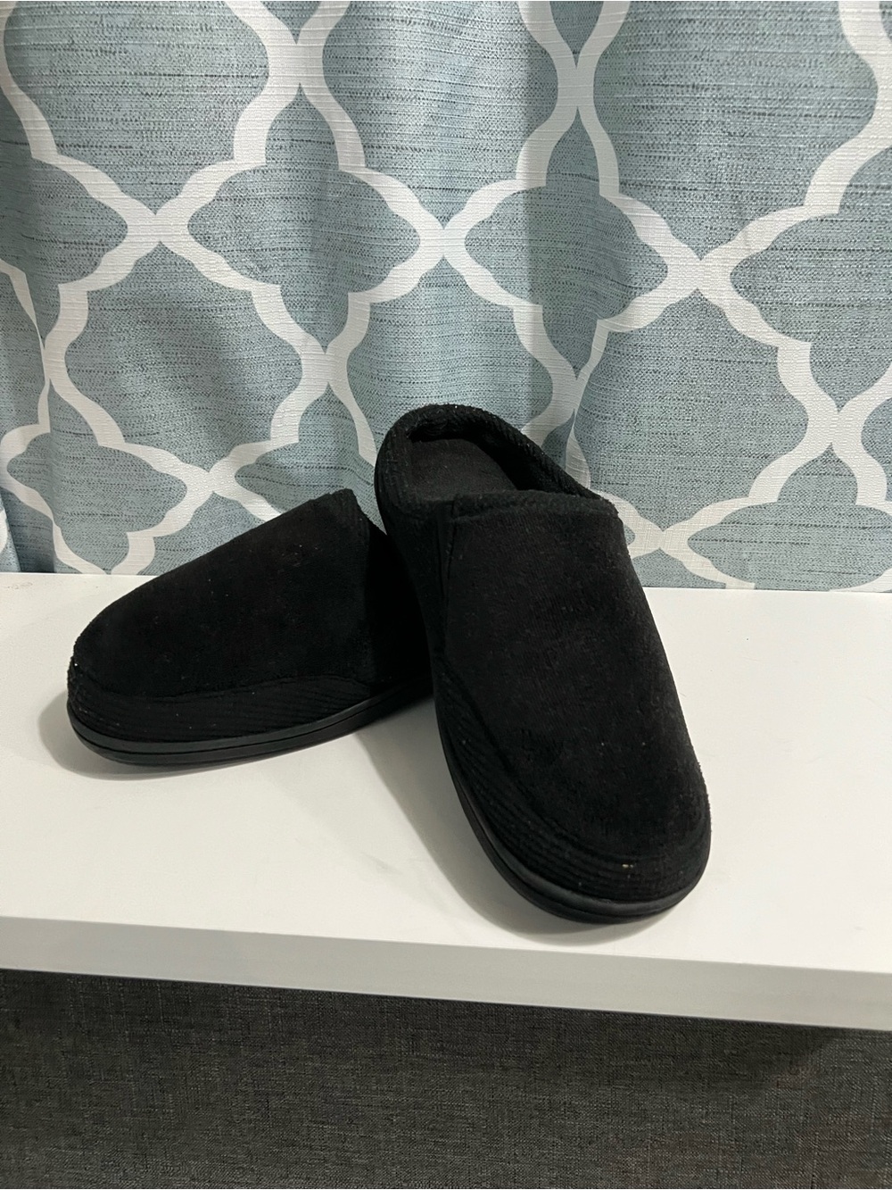 Deer Stags black slip ons